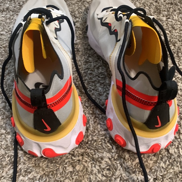 Nike React Element 55- White black yellow and neon orange/red running shoe - Picture 3 of 7